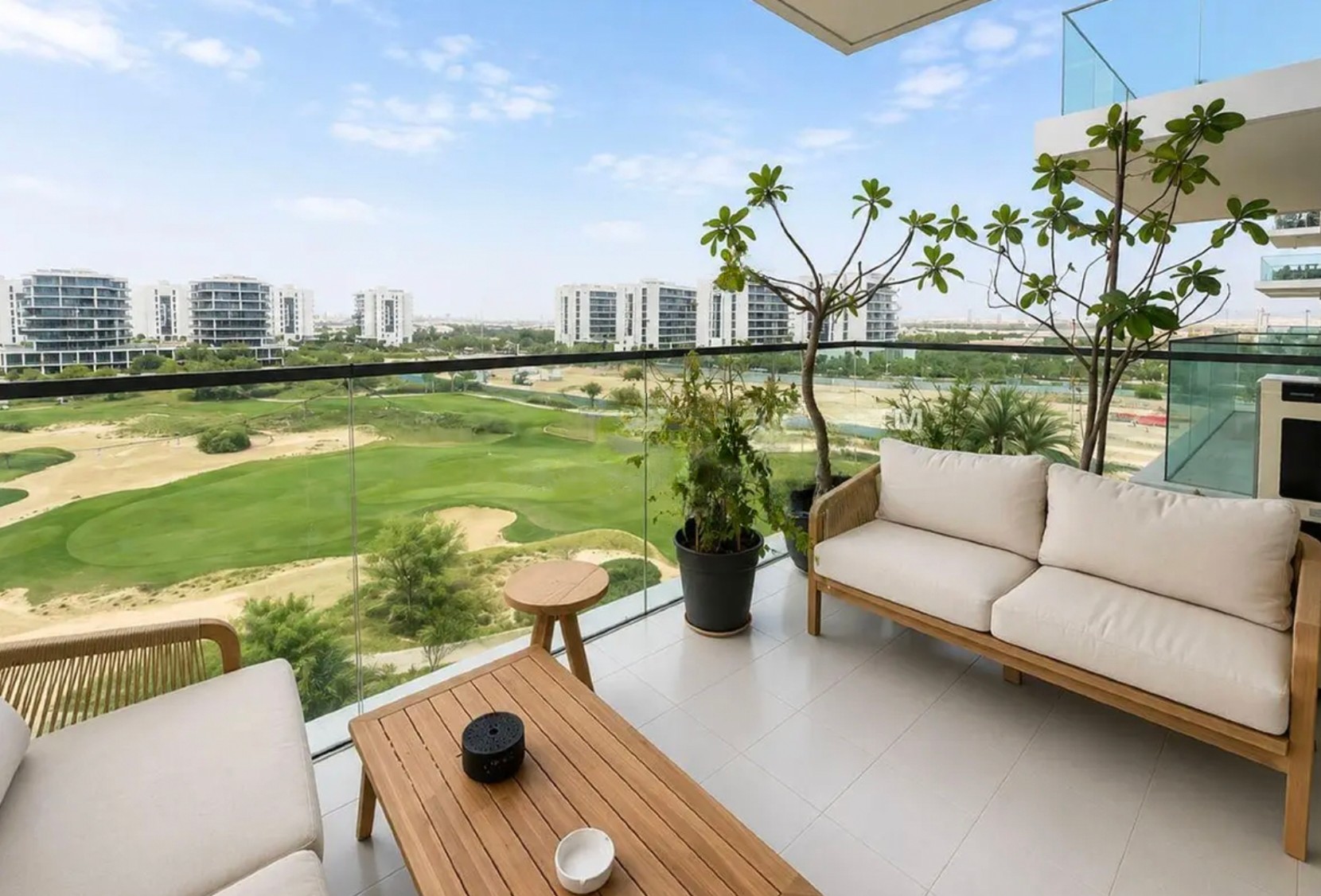 2 bed apartment in Golf Town, photo 2