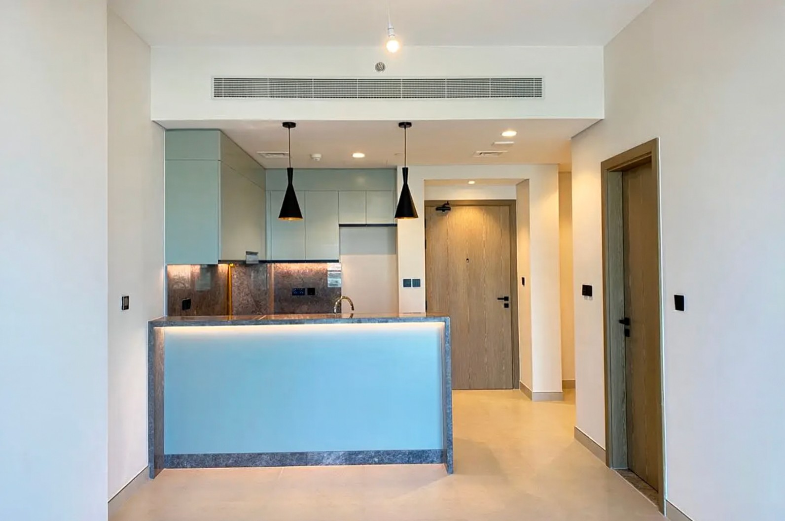 1 bed apartment in Golf Gate, photo 3