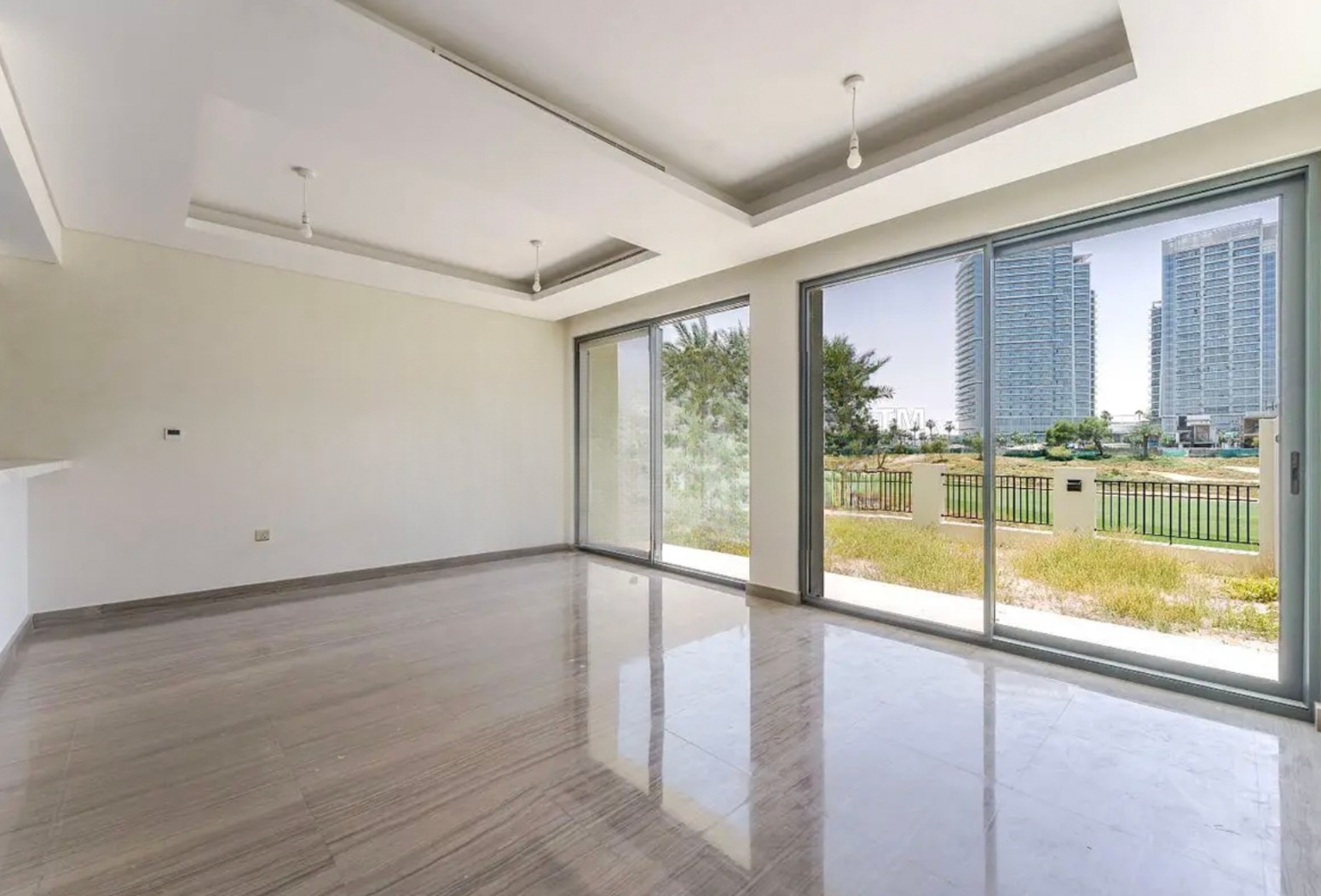 4 bed townhouse in Trump Estates, photo 3