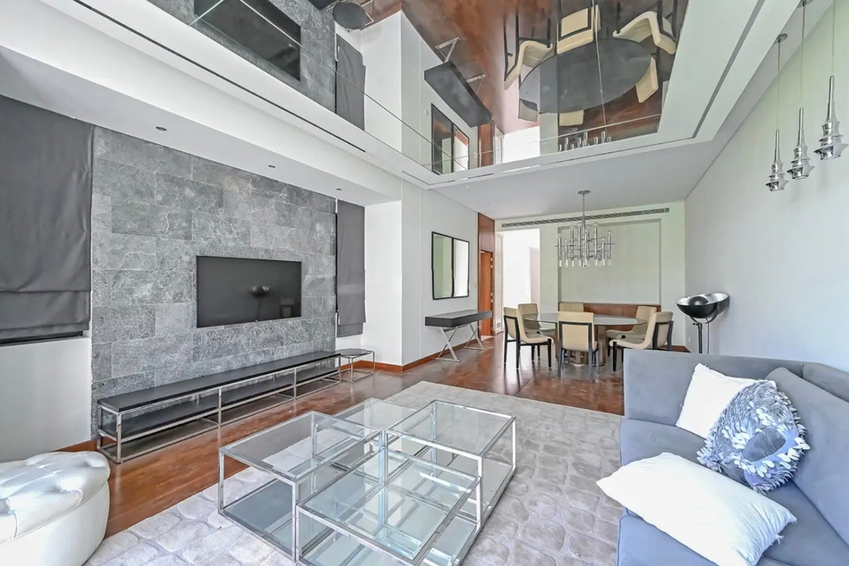 4 bed villa in Picadilly Green