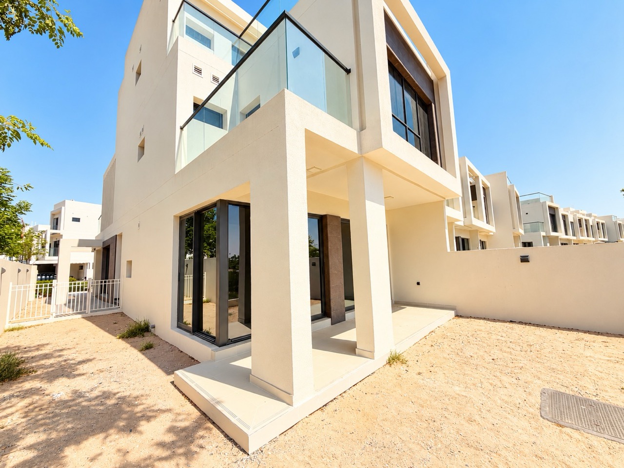 5 bed townhouse in Trump Estates