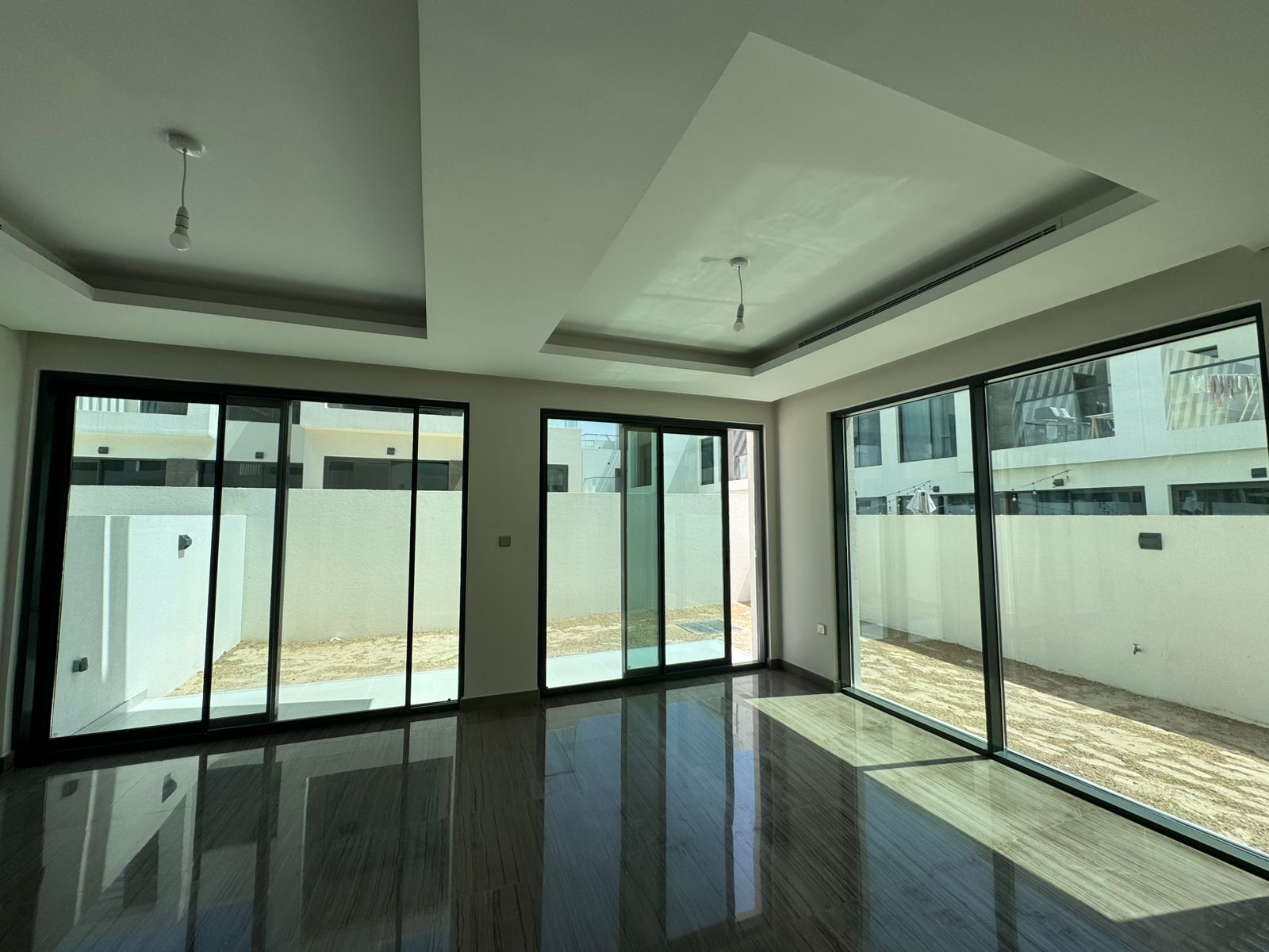5 bed townhouse in Trump Estates, photo 2
